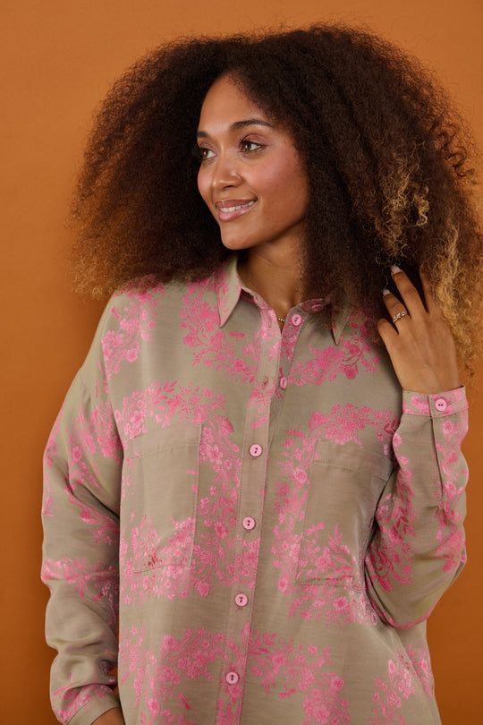 Second Arrival Kaya Long Skjorte / Sand & Rose flora