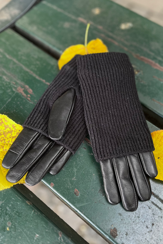 Markberg Helly Handsker / Sort