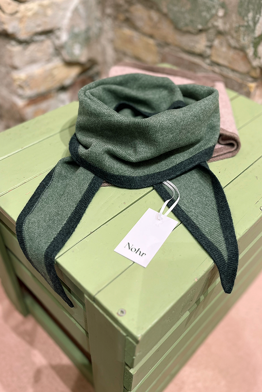 Nohr Duo Triangel Tørklæde / Grøn