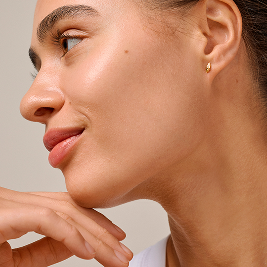 Enamel Organic Leaf Ørestikker / Forgyldt