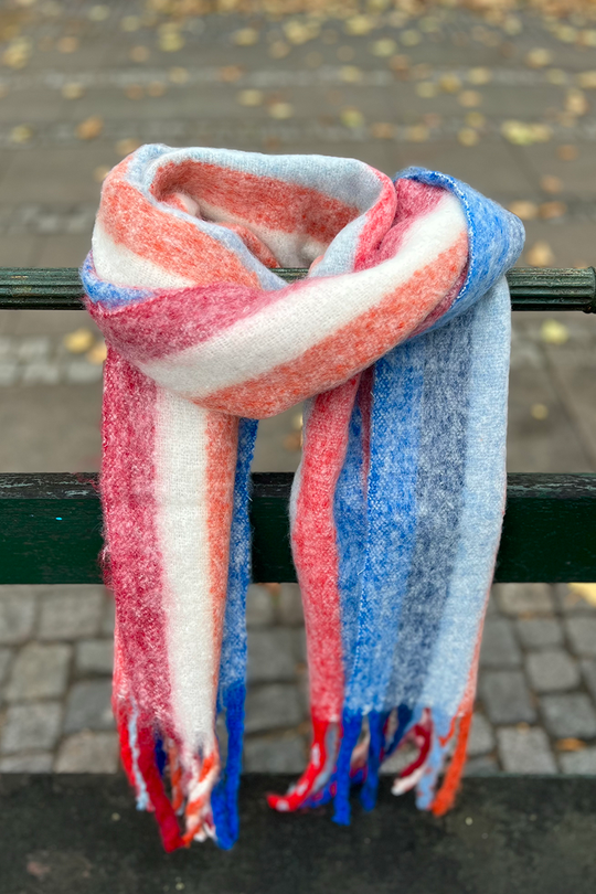 Manzini Fluffy Ocean Stripe Tørklæde / Brændt orange #0239