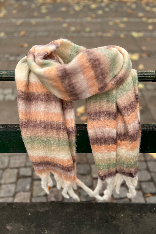 Manzini Fluffy Thin Stripes Tørklæde / Orange #0434