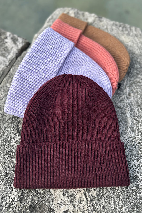 Colorful Standard Merino Wool Beanie / Oxblood Red