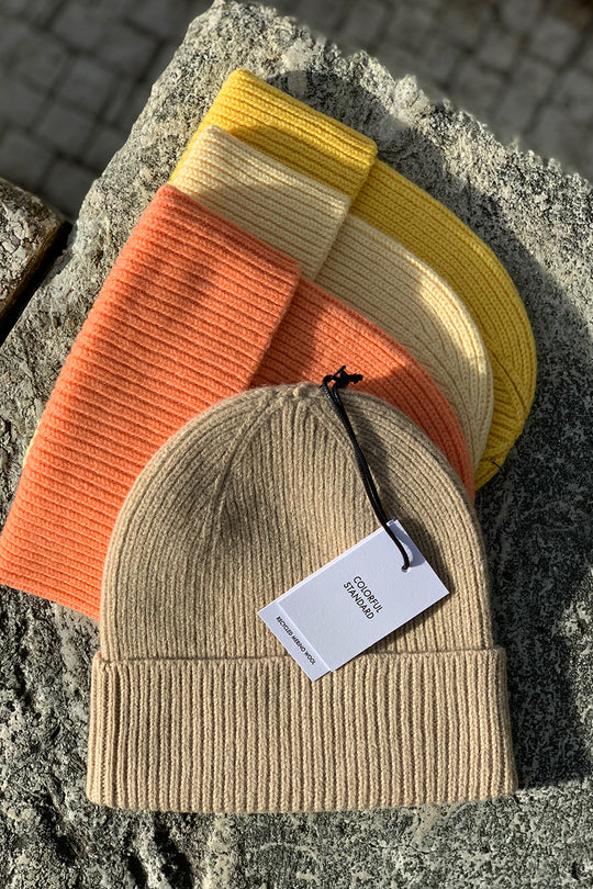Colorful Standard Merino Wool Beanie / Desert khaki